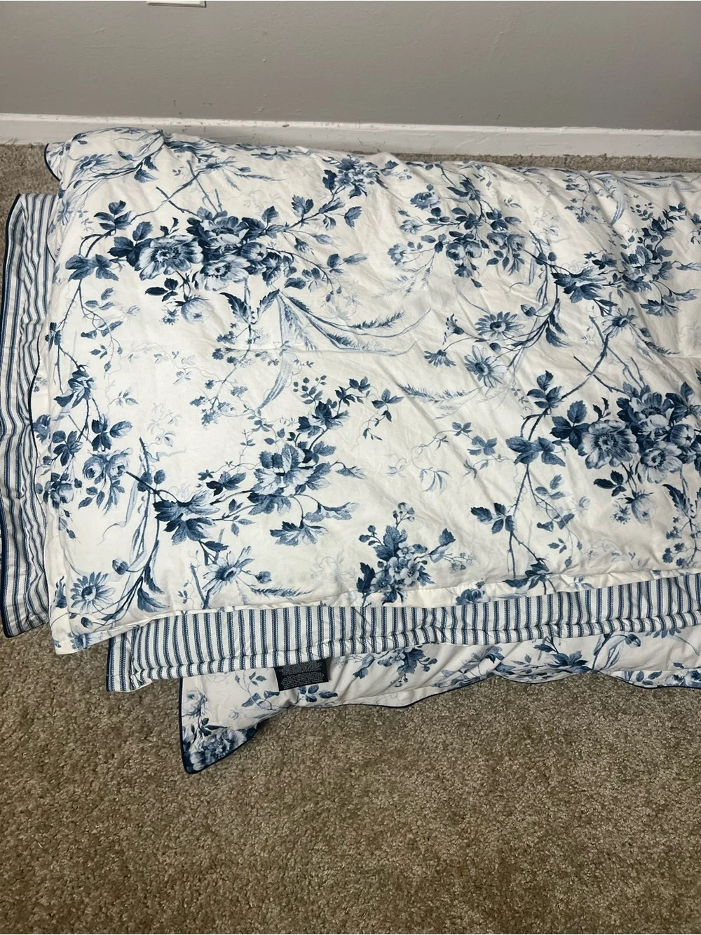Ralph Lauren Annie floral queen comforter reversible
